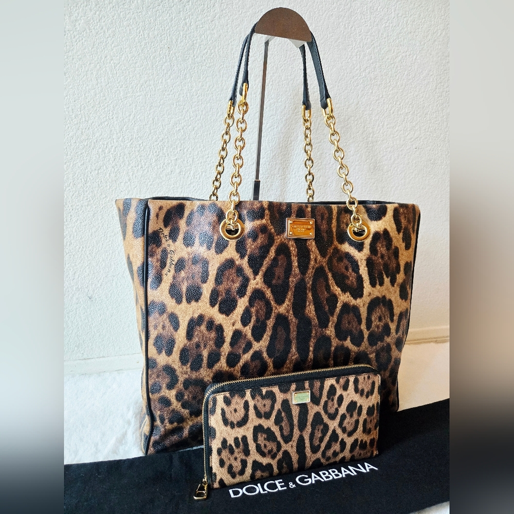 Dolce and Gabbana Leopard Print Shopping Tote Bag and Wallet Organizer Set - Picture 4 of 16